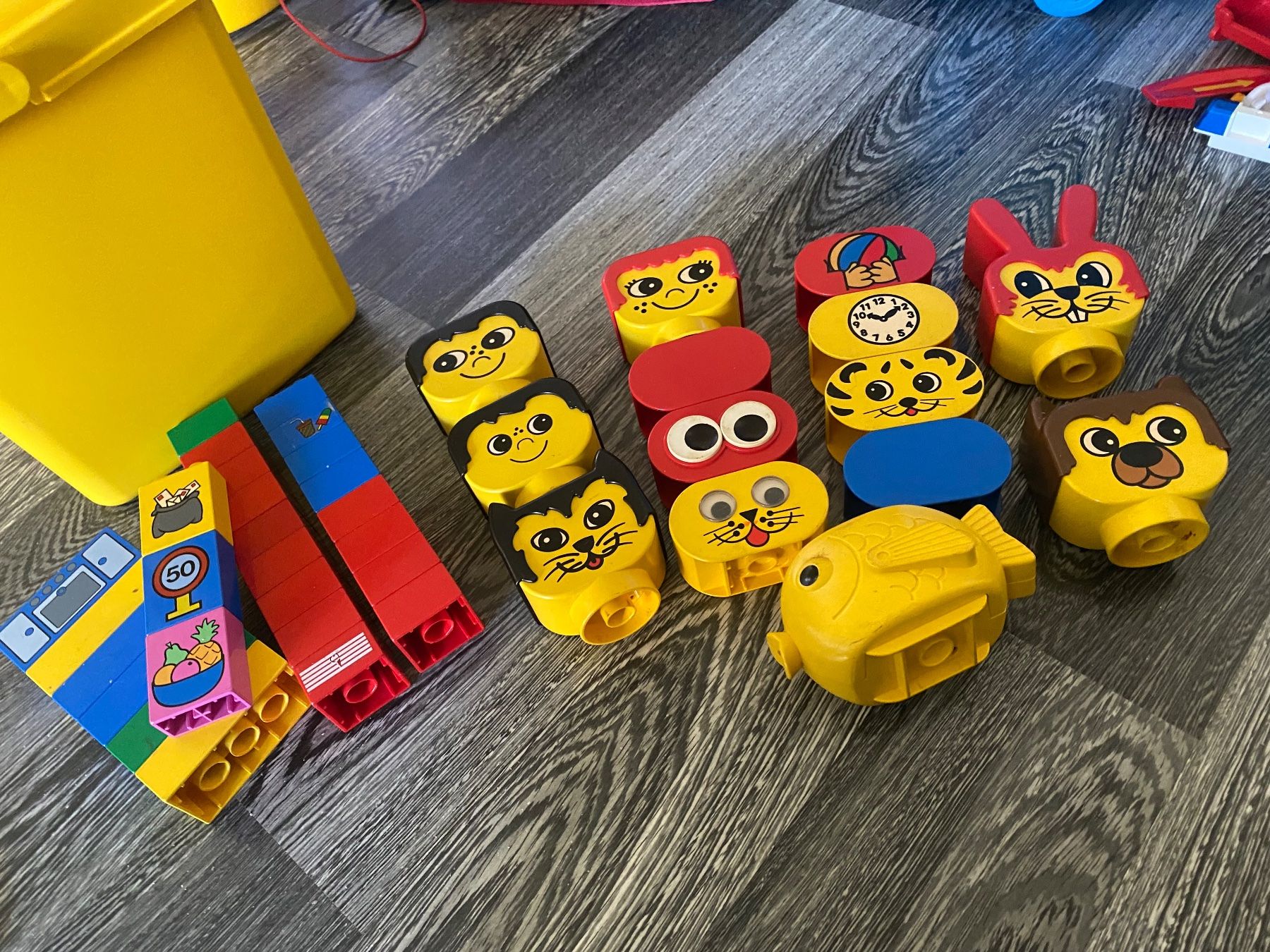 Lego Giocattoli: Diverse Lego Duplo mit BOX – Usato da Allenwinden venduto da Obalu 1