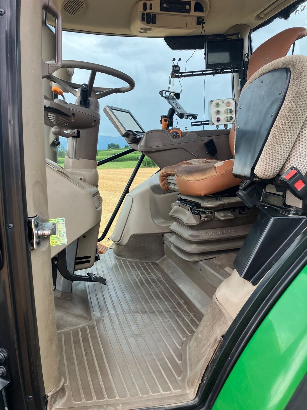 John Deere Traktoren: John Deere 6215 R – Gebraucht aus Grosswangen von werkstatt6022 5