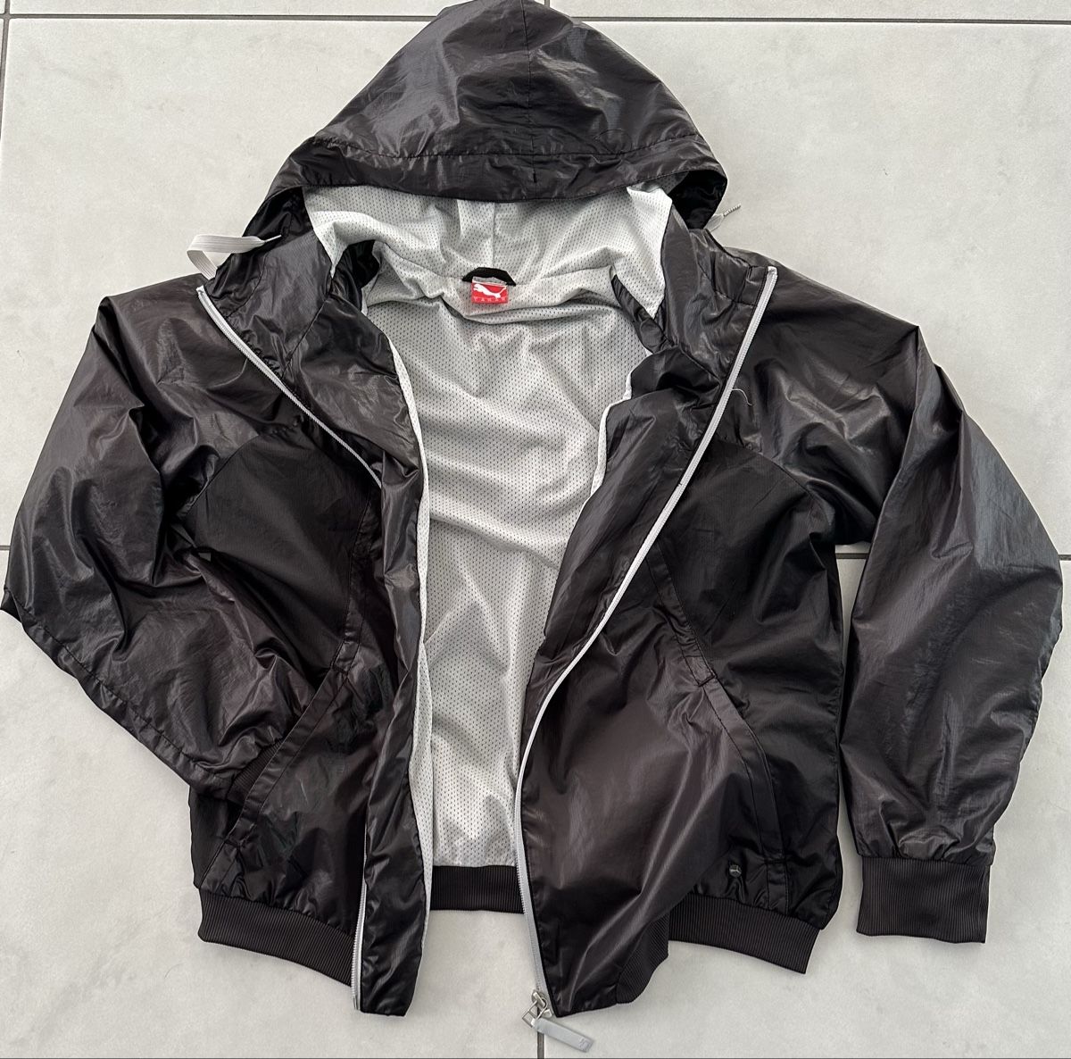 Puma Giacche: Windjacke Puma, Gr.L/40 – Nuovo (secondo la descrizione) da Münsingen venduto da Innchen 1