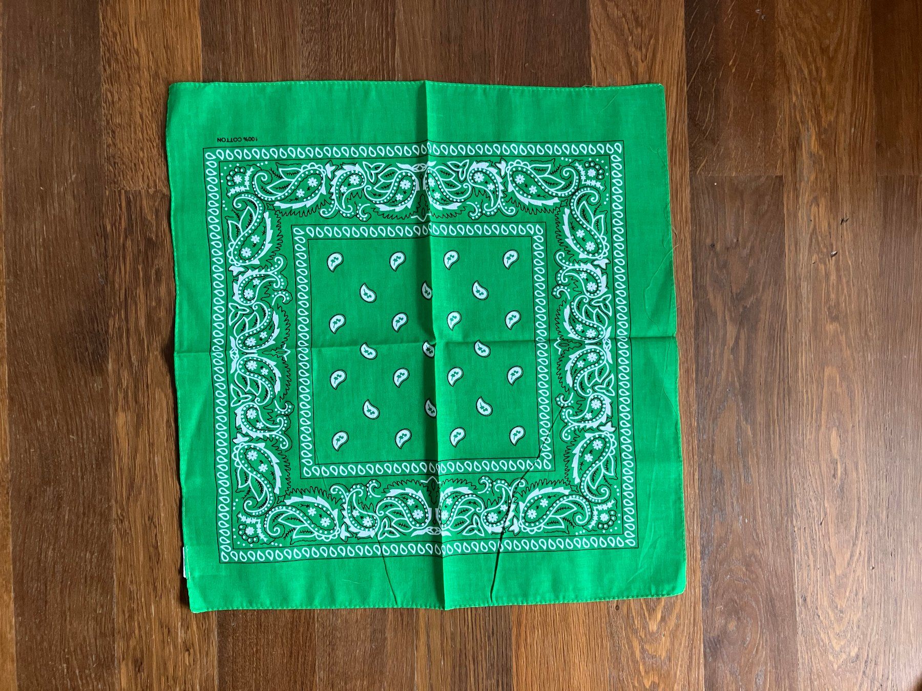 Foulard & Sciarpe: Bandana 100% Baumwolle – Nuovo (secondo la descrizione) da Unterstammheim venduto da dbo_5dgb