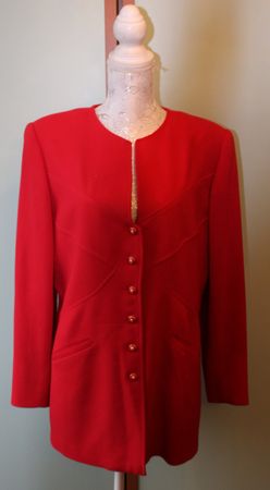 Blazer von *VALENTINO* (BE)