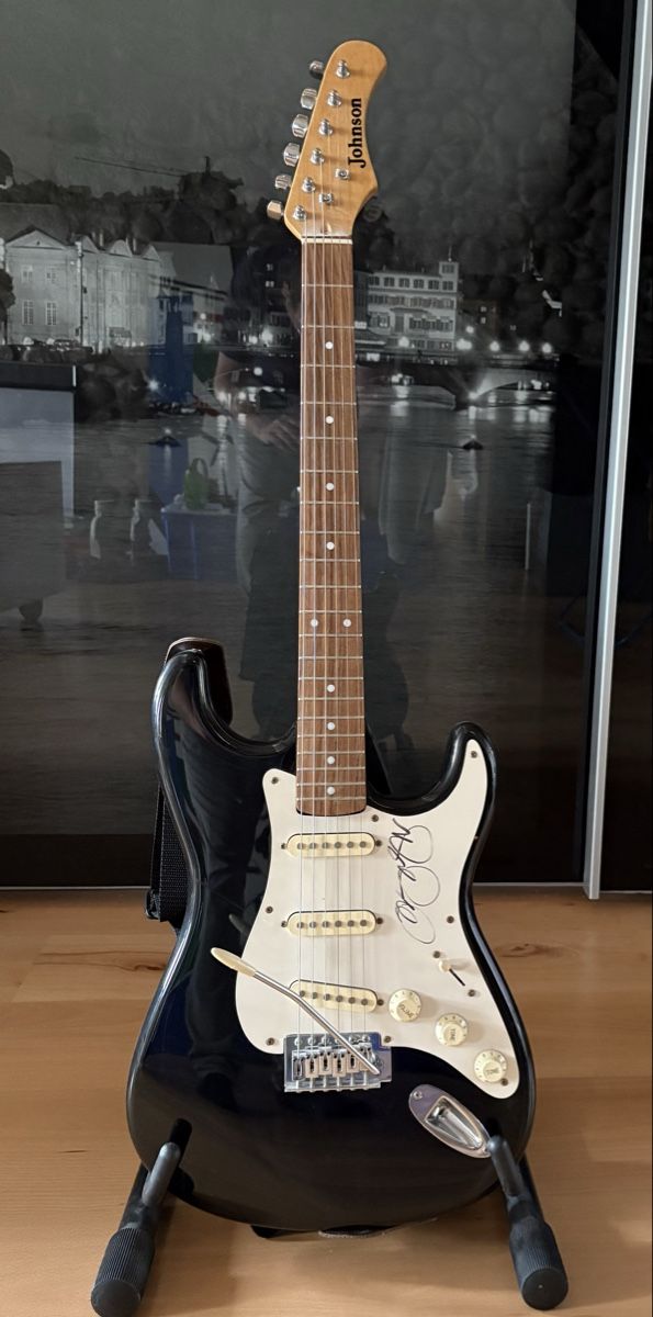 Autografi: Jon Bon Jovi signierte Gitarre – Usato da Winterthur venduto da Silimann