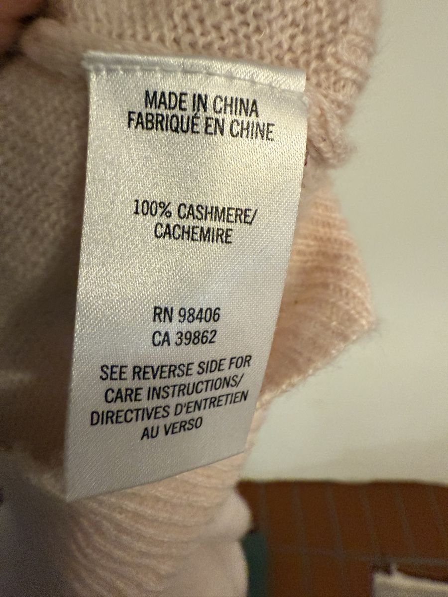 Maglioni & Felpe: Kaschmirpullover 100% Grösse S Theory rosa V-Neck Pullover – Usato da Zürich venduto da JOD213 4