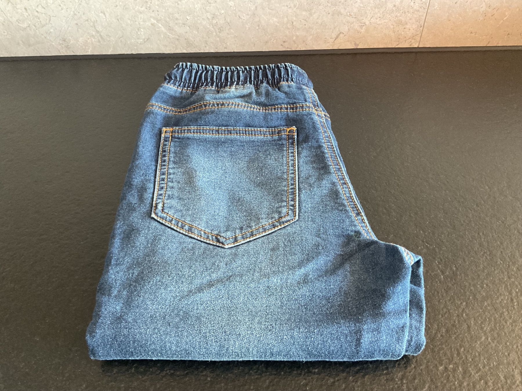 Jeans: Jeans enfants – Nuovo (secondo la descrizione) da Neuchâtel venduto da sta_7qfy 5