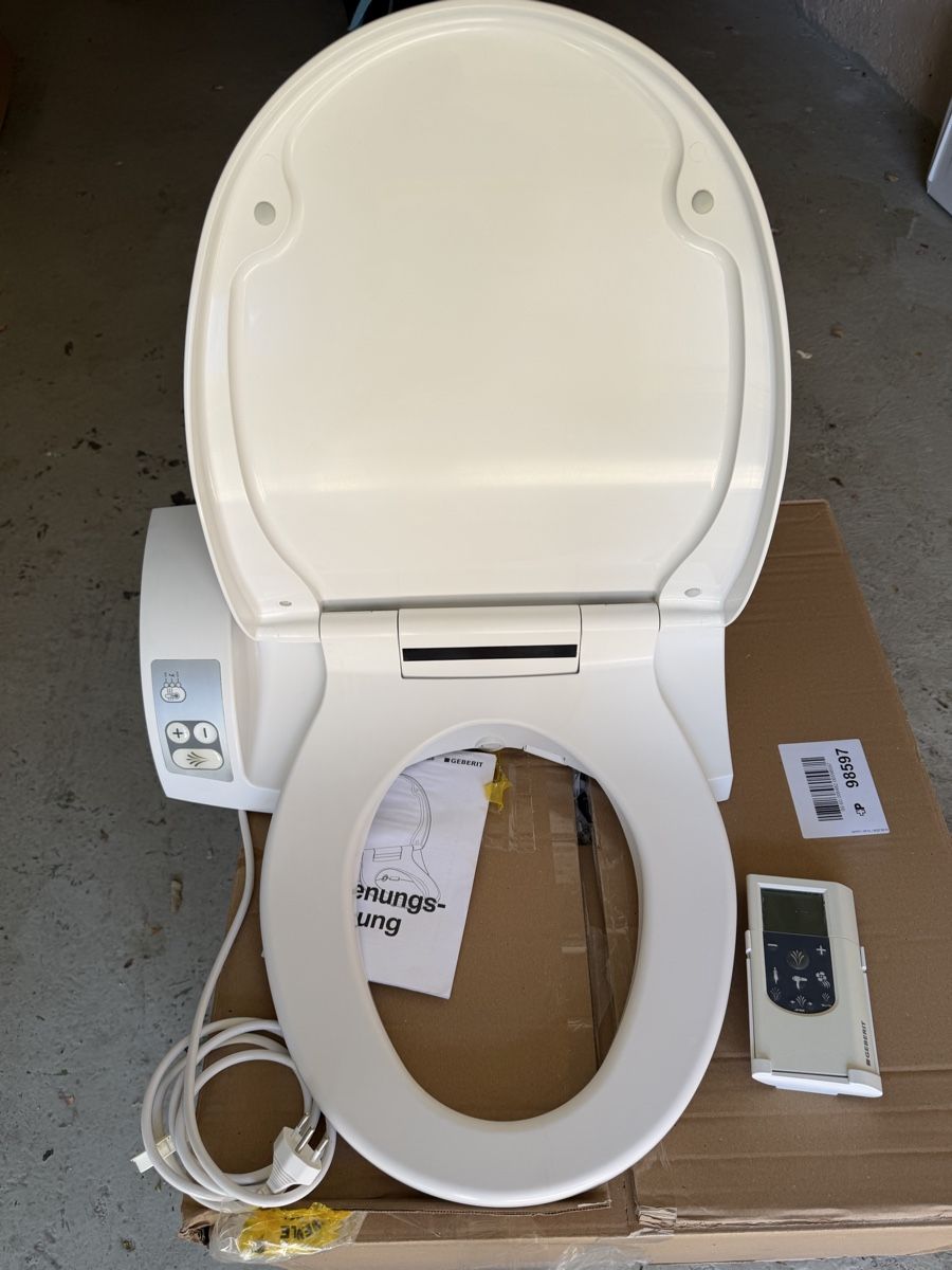 Geberit WC: Geberit dusch wc Deckel 5000 – Gebraucht aus sargans von arbon- 1