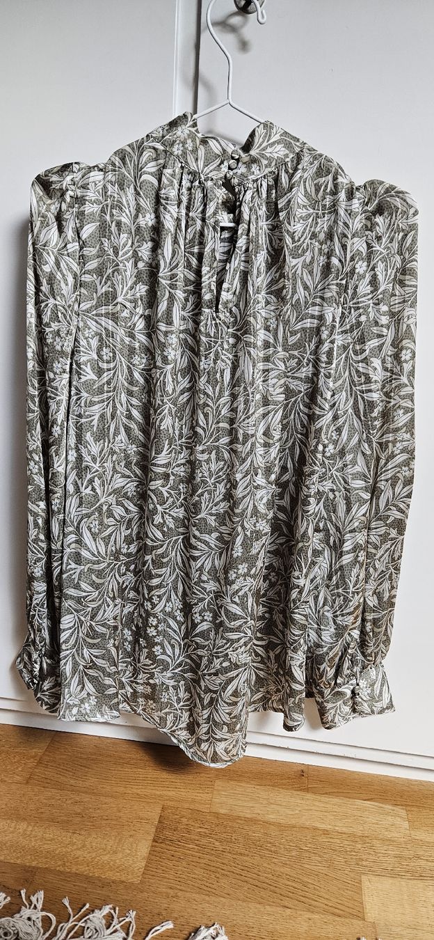 H&M Camicette: Bluse h&m Grösse M – Usato da Rombach venduto da ThriftBetter 4