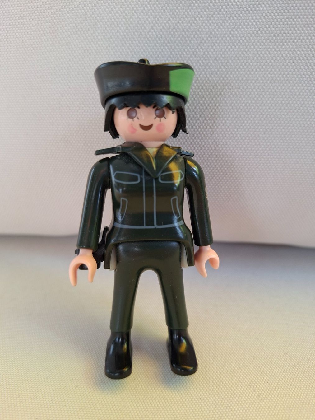 Playmobil Giocattoli: PLAYMOBIL Figur Polizistin – Usato da Balterswil venduto da Steineparadies 3