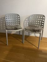 2 Stühle