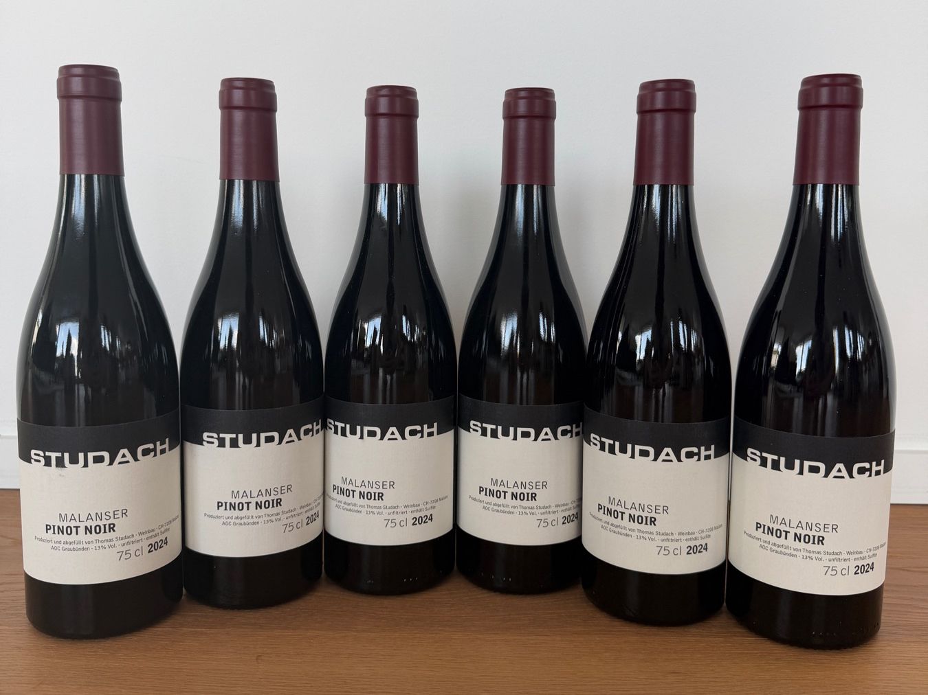 Studach Vino: Studach, Pinot Noir 2024 - 1 Flasche – Usato da Steinhausen venduto da jon_dc7h