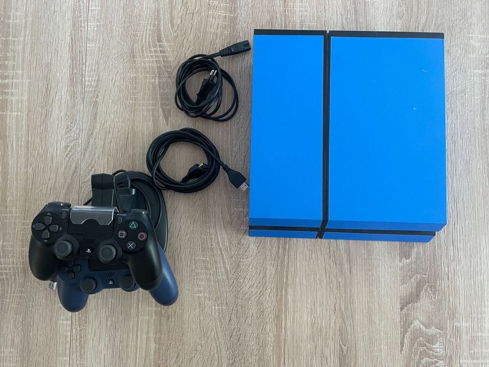 PlayStation 2 noire avec 2 manettes et 3 jeux - Consoles