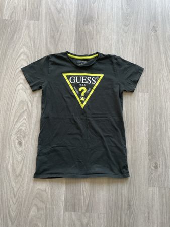 Guess T-Shirt, Grösse S, Top Zustand, Sommer-Must Have!