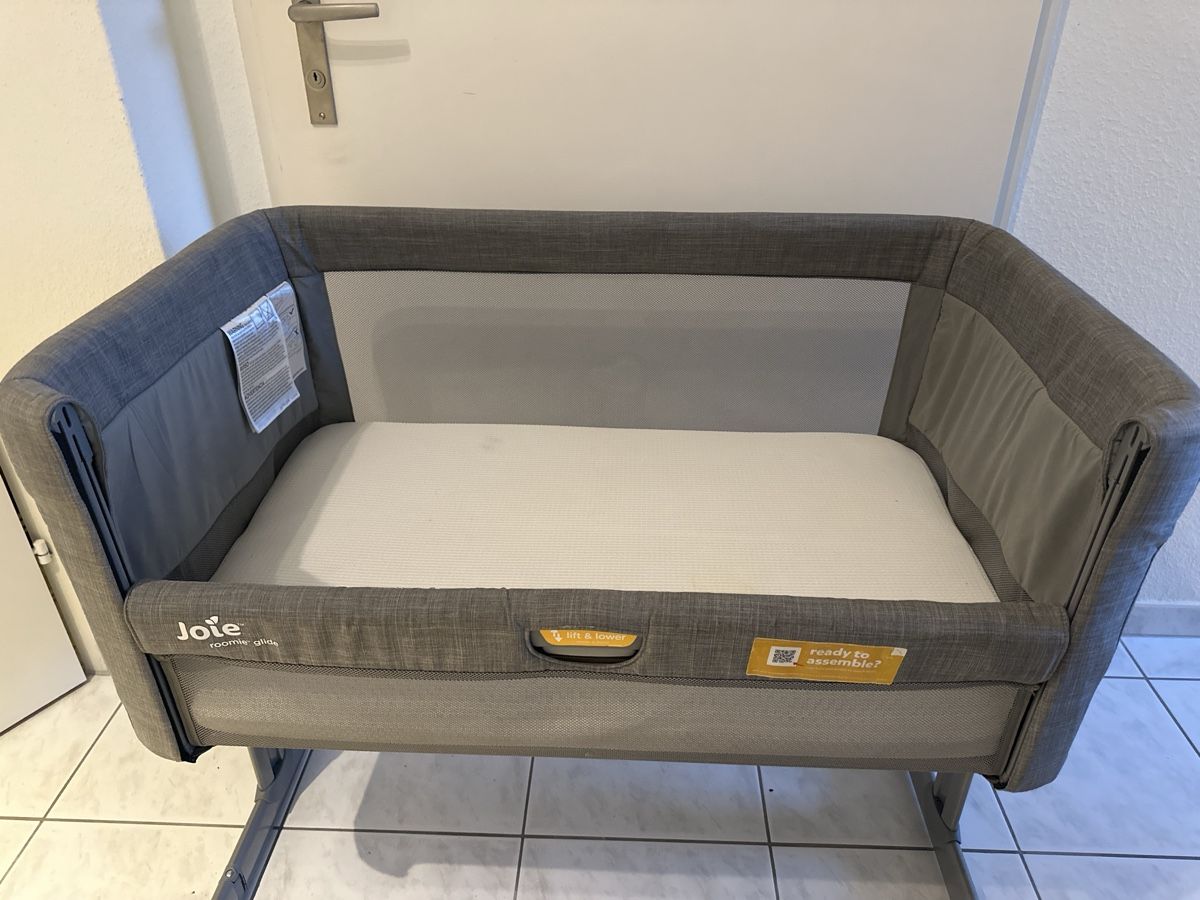 Letti: Joie Roomie Glide Bedside Crib, gently used – Usato da Zürich venduto da car_68nt 1