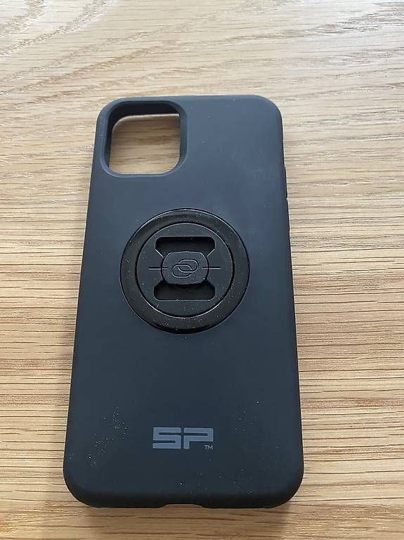 Cover & Protezioni schermo: Sp Connect iPhone 11 Pro / XS / X – Usato da Lyss venduto da Peppino12