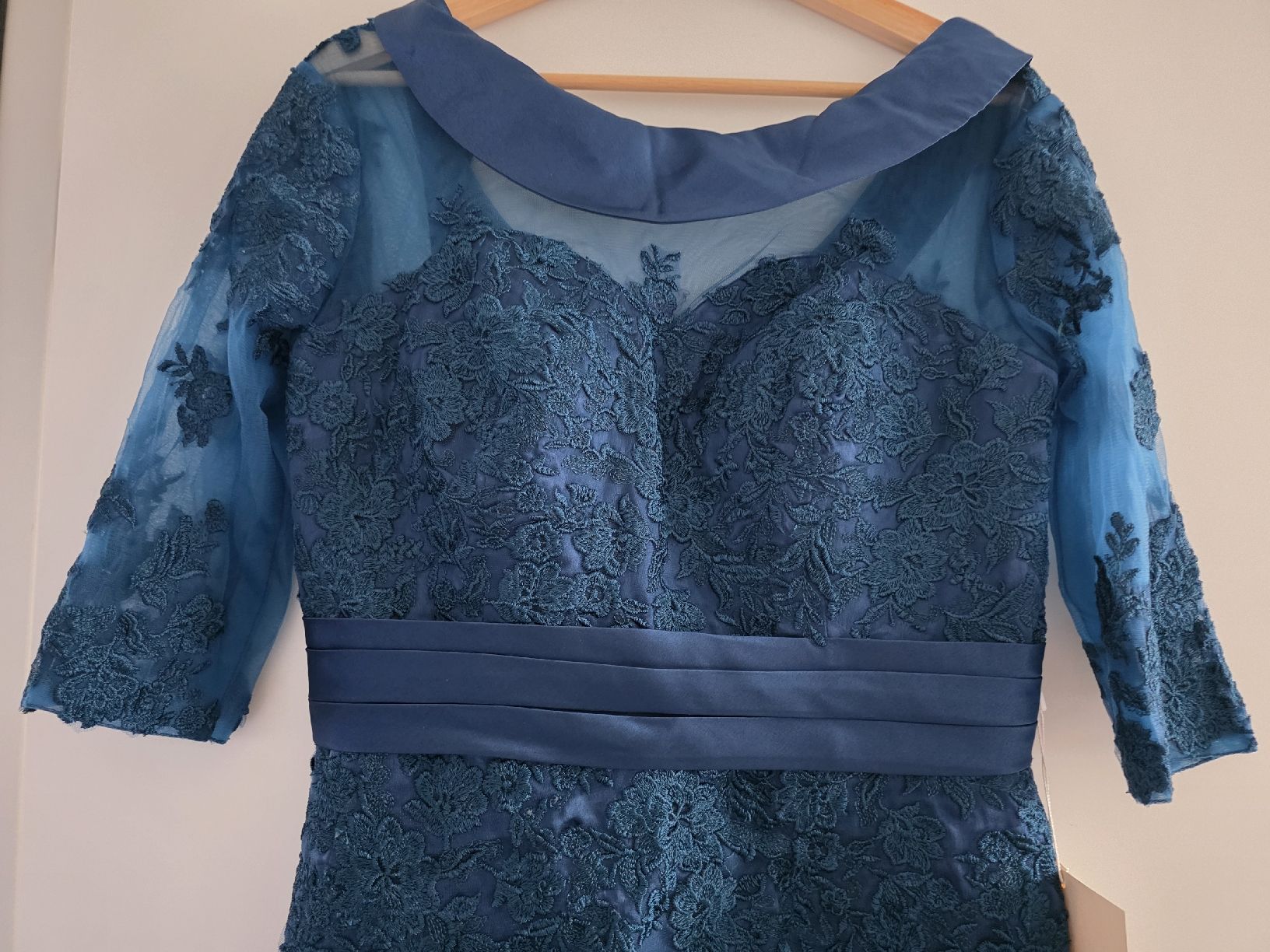 Kleider: Abendkleid – Neu und originalverpackt aus Kloten von Marincee 1