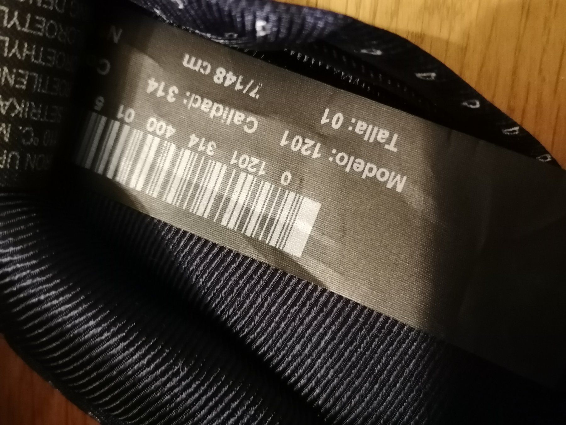 Cravatte: Massimo Dutti Krawatte 100% Seide - Nr.133 – Usato da Basel venduto da vintagecollector 5