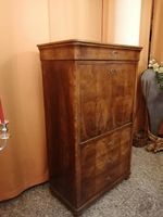Sekretär Nussbaum furniert 