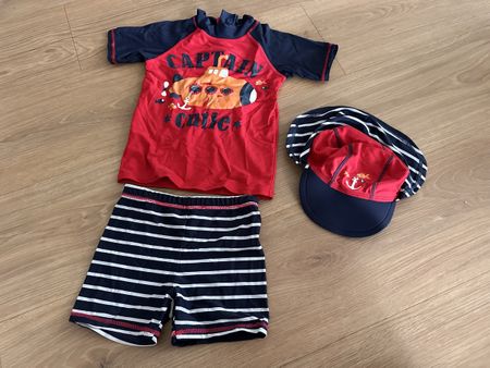 Badehose, Shirt & Mütze Set Gr.110 Sommer, Kapitän, Top Zus