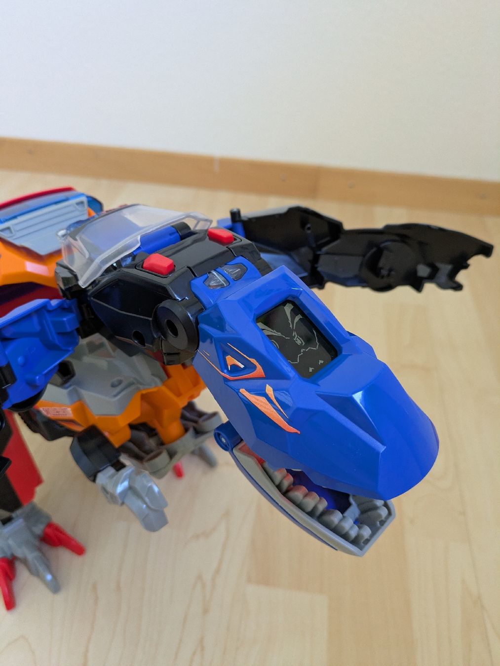 Vtech Spielzeuge: VTech Switch & Go Dinos 3-in-1 Super-T-Rex Roboter – Neu (gemäss Beschreibung) aus Zürich von chukye 4