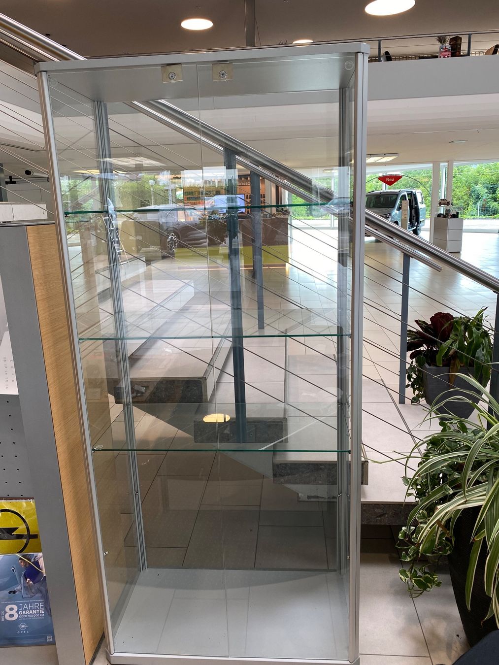 Vitrinen: Glasvitrine – Gebraucht aus Hägglingen von Karin0802 1