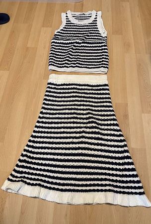 Gestreiftes Strickset