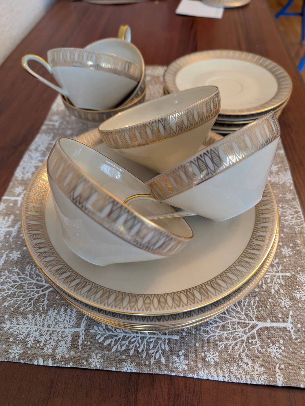 Geschirrsets: Set de vaisselle ancienne – Gebraucht aus Genève von Maria11 2