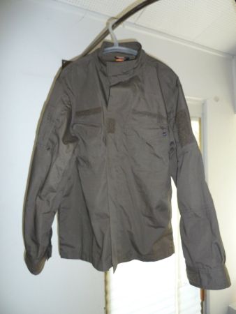 Tenue Pentagone Kaki / Kämpfer anzug