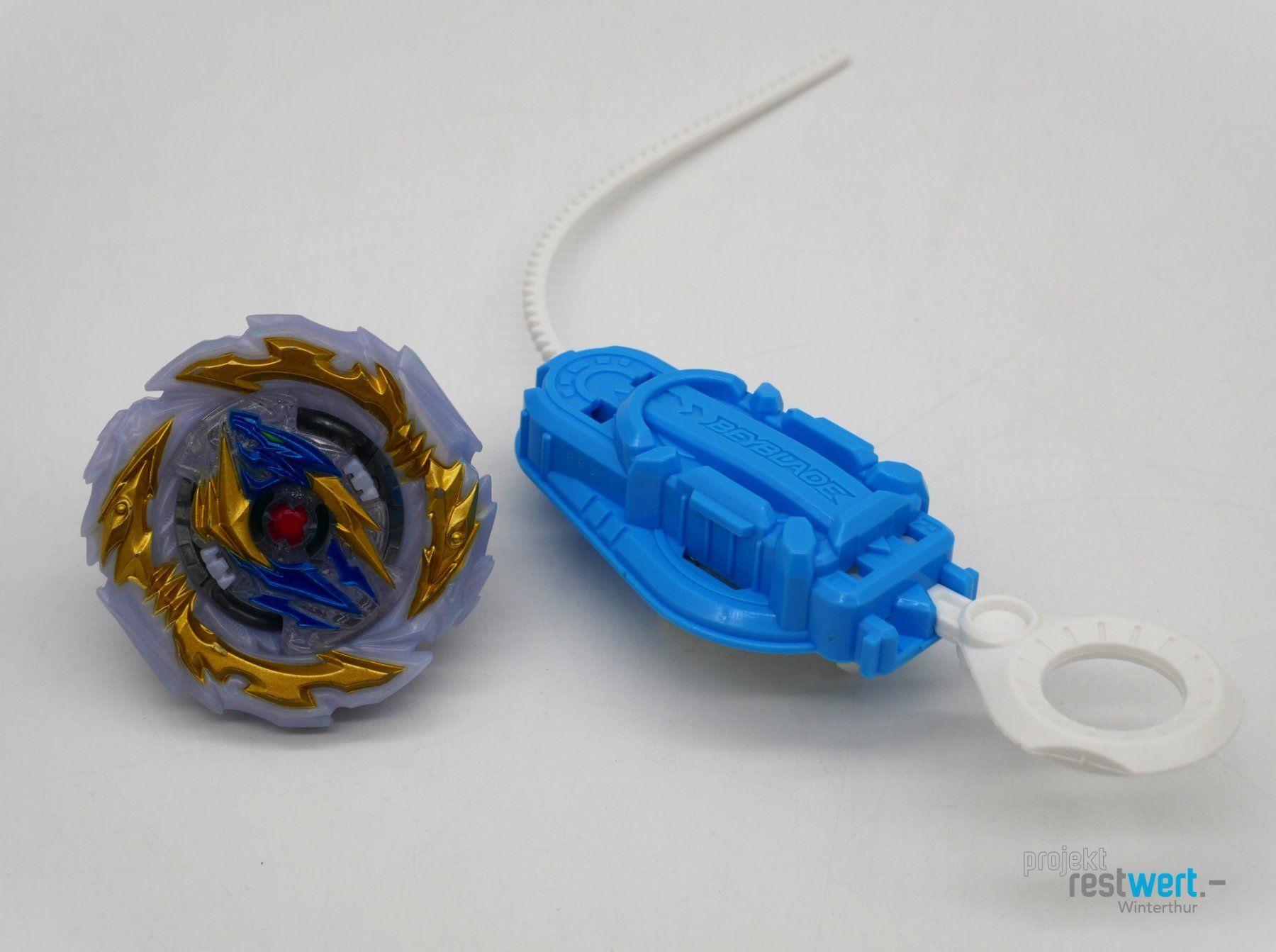 Hasbro Giocattoli: HASBRO Beyblade Triumph Dragon D6 – Usato da Winterthur venduto da Restwert_Winterthur