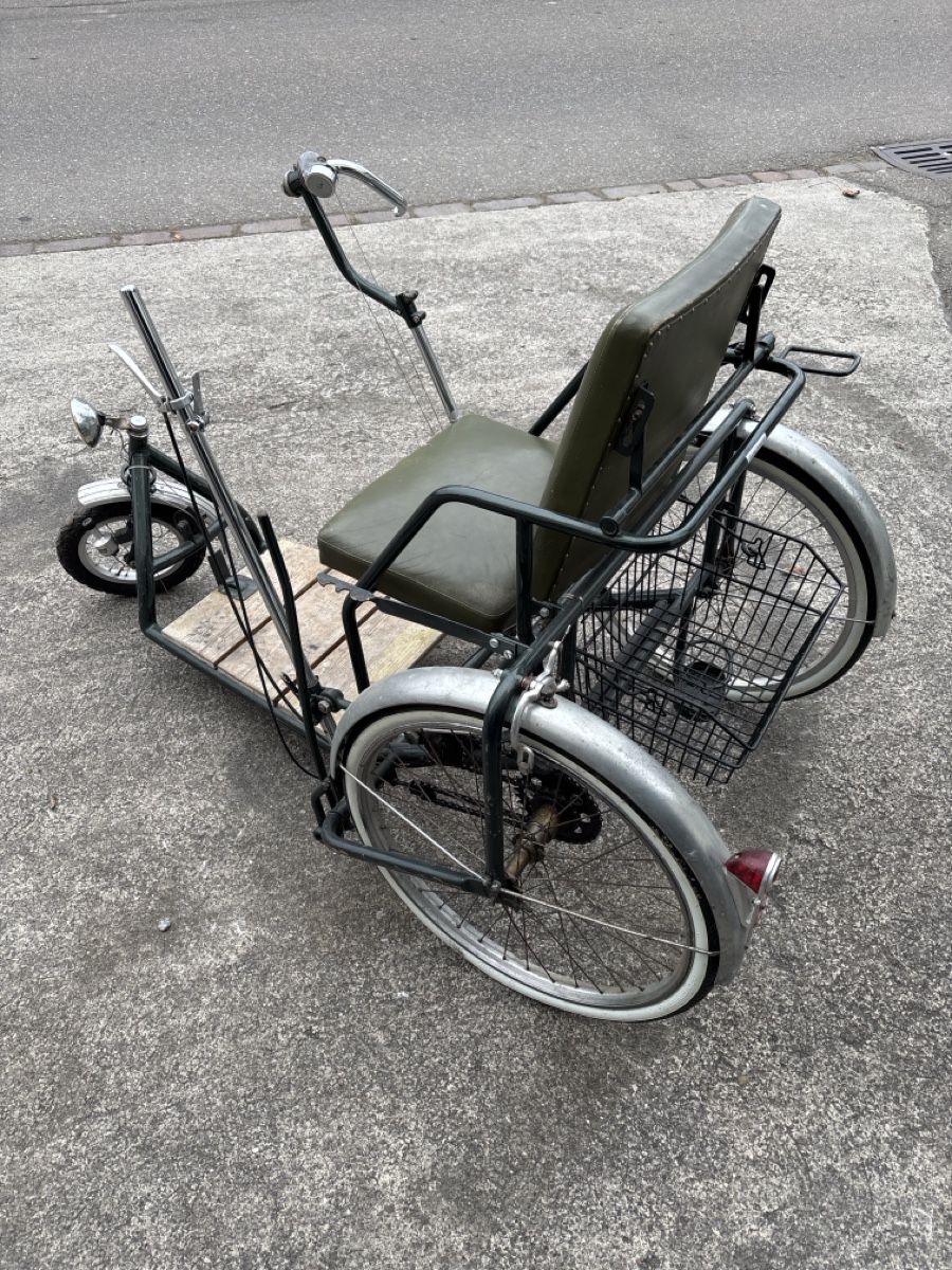 Vélos: Fahrrad für Gehbehinderte – D'occasion à Döttingen par Rolba1500 2