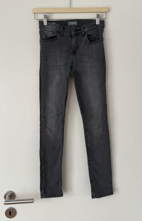 Jeans Mädchen Gr. 152/12 J. Top Zustand!
