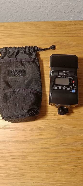 Fotocamera: Nikon d 7000 mit viel Zubehör – Usato da basel venduto da lin_5kqf 3