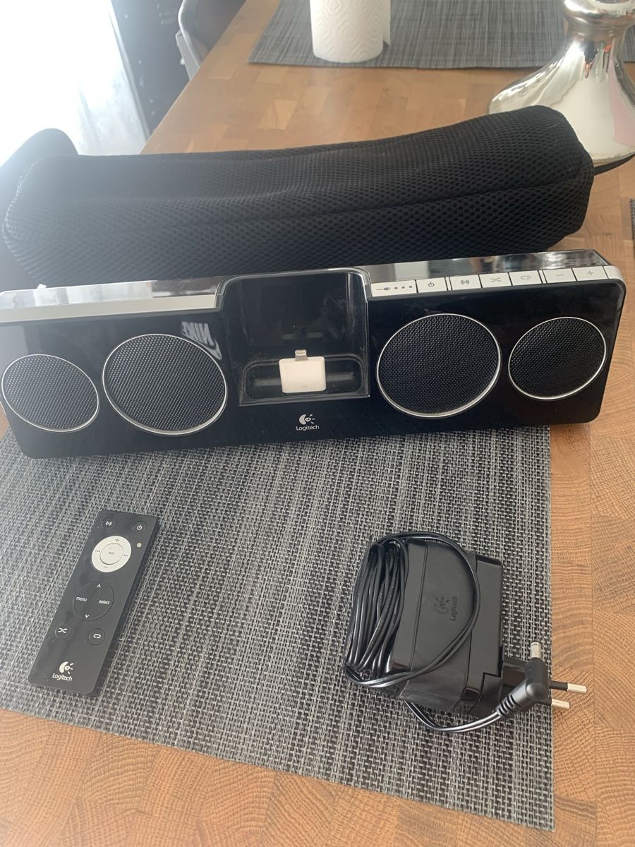 Logitech Haut-parleurs: Logitech iPod mobile Soundbar – D'occasion à Emmen par ama_8wmn 1