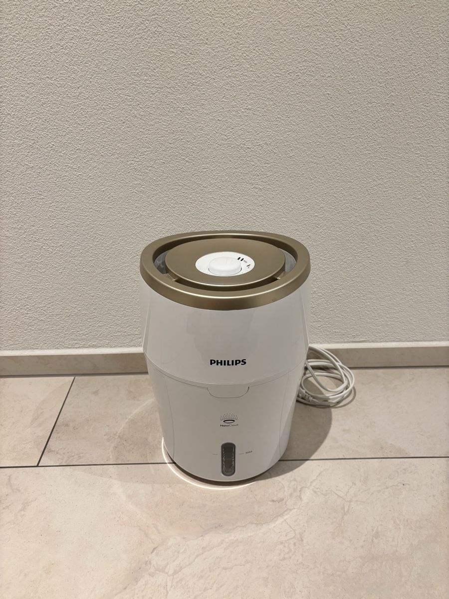 Philips Luftbefeuchter: Philips Luftbefeuchter – Gebraucht aus Dürnten von NIIVIO
