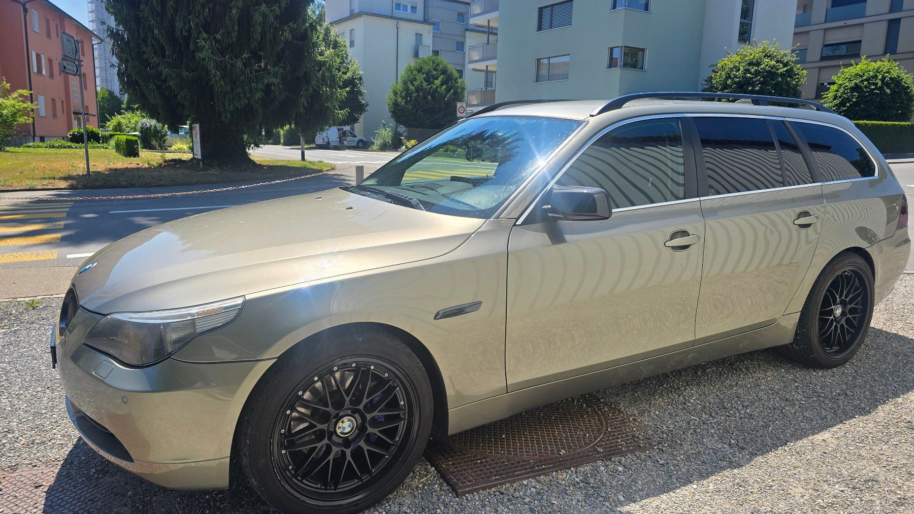 BMW Autos: BMW 530d xDrive – Gebraucht aus Emmenbrücke von meu_2j8p 3