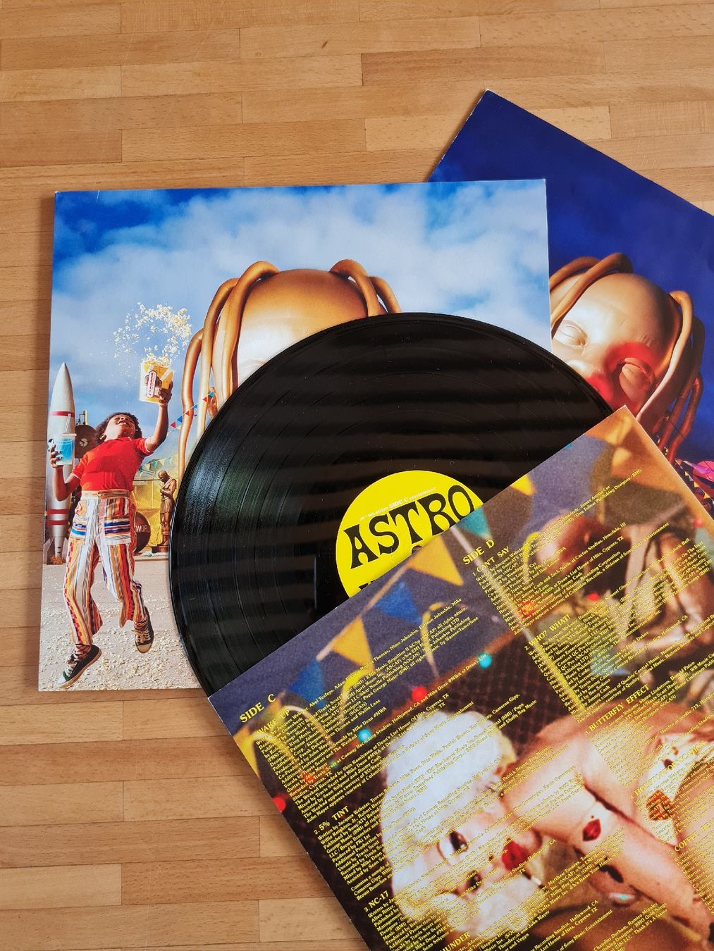 Dischi in vinile: Travis Scott - Astroworld – Usato da Pâquier-Montbarry venduto da adr_g926 1