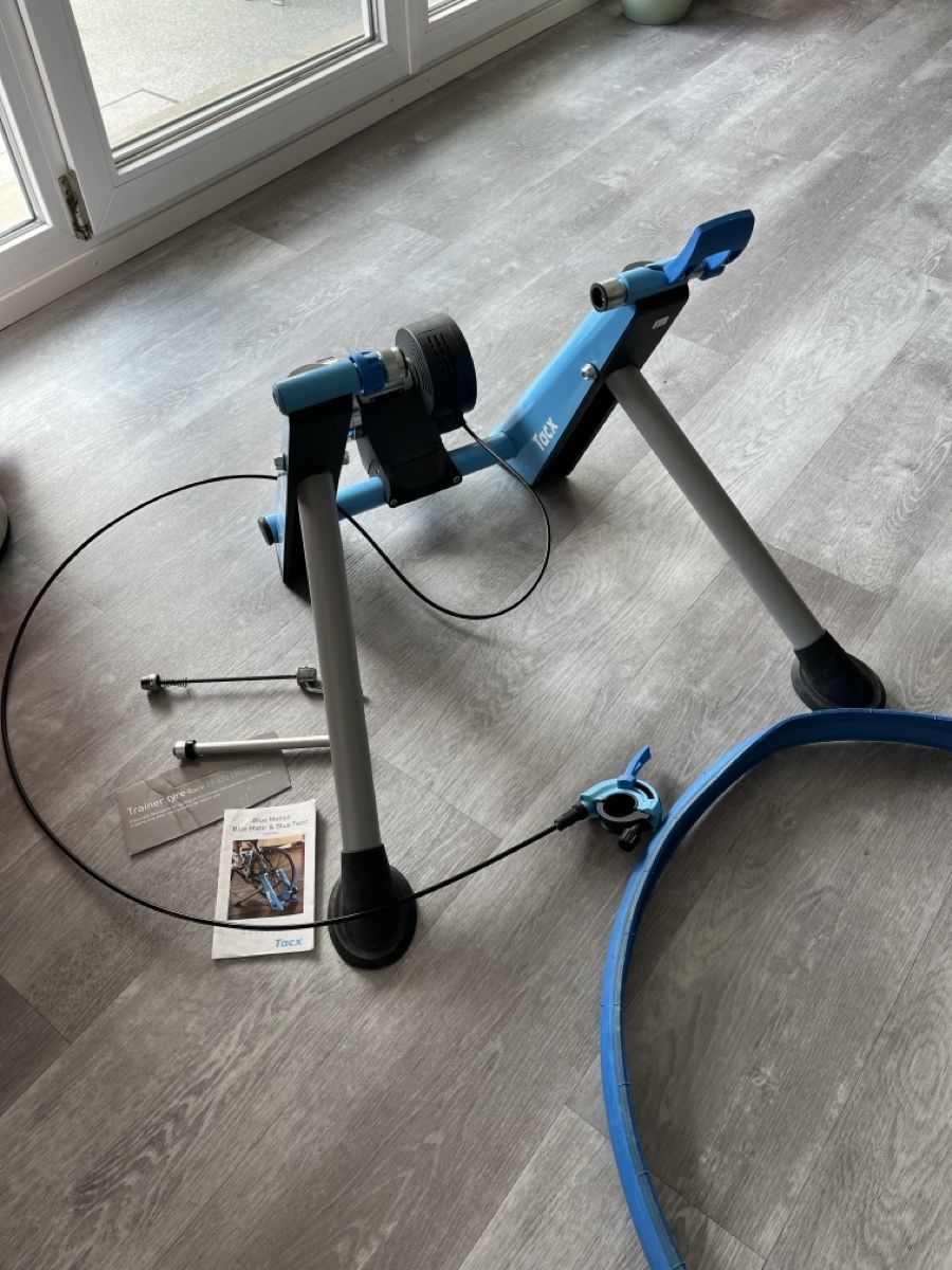 Tacx Hometrainer: Tacx Blue Matic Rollentrainer – Gebraucht aus Schaffhausen von chwiener