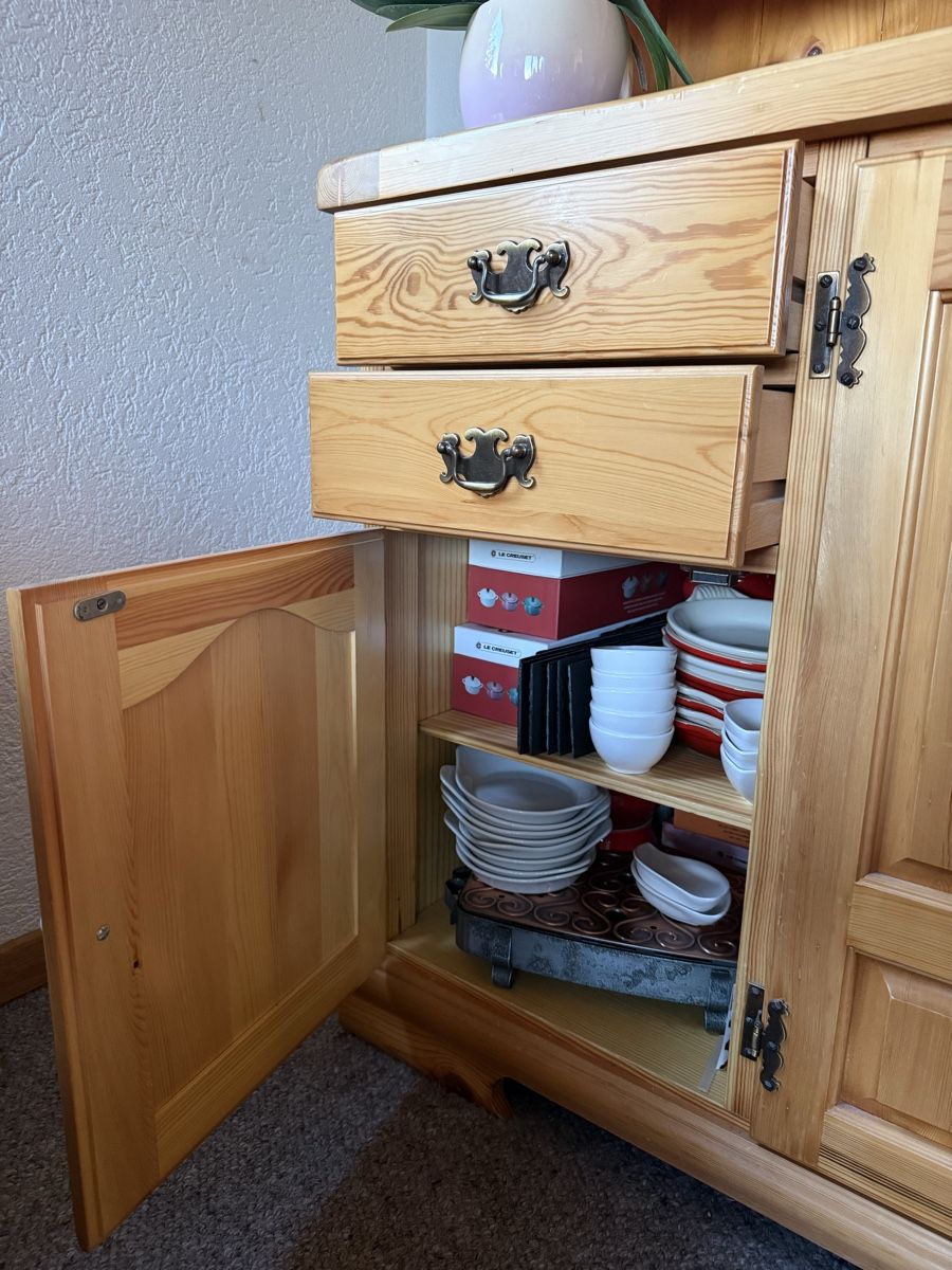 Büffets: Büffetschrank – Gebraucht aus Gampel von bbgain 3