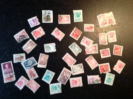 timbre Chine - Briefmarke China  sur  fragment 25-8