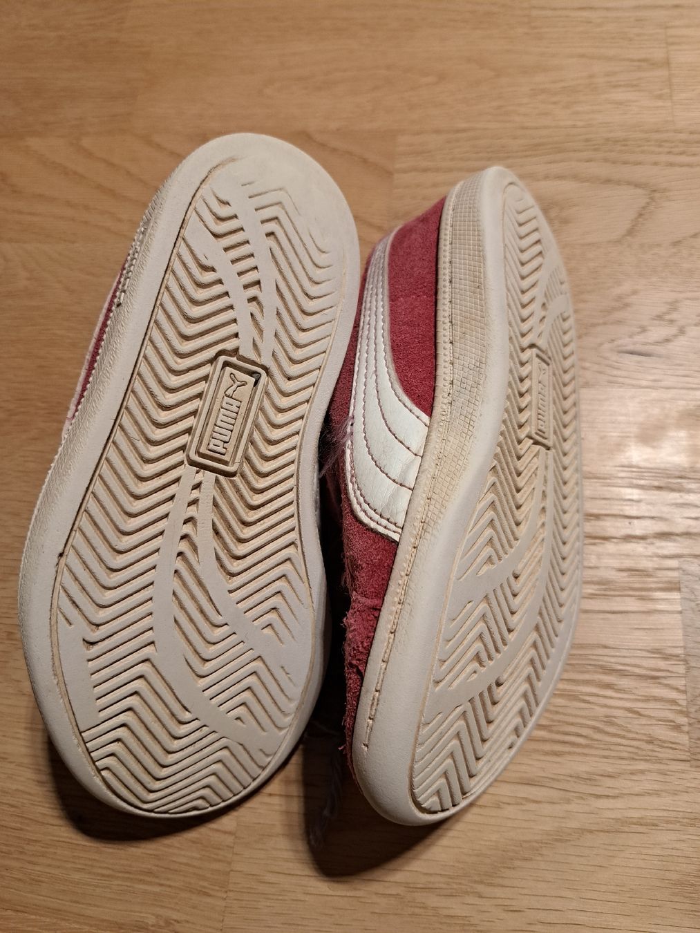 Puma Scarpe per ragazze: Puma Sneaker Gr. 28 – Usato da Bergdietikon venduto da Staphylococcus 1
