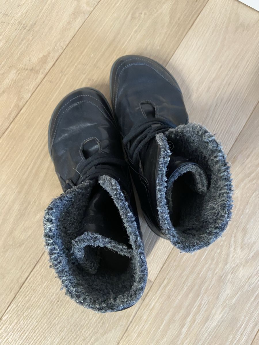 Camper Scarpe da donna: Schwarze Camper Winterstiefel, Grösse 36 – Usato da Kloten venduto da KimChi 4