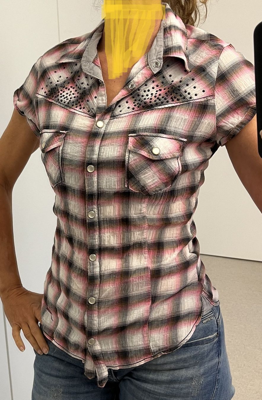 Guess Camicette: Bluse kurzarm Guess Gr. S – Usato da Affoltern am Albis venduto da Blackrhythm