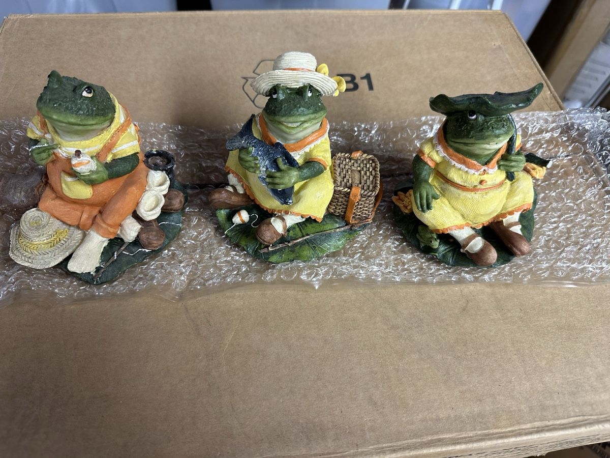Figuren: Frosch – Neu und originalverpackt aus Frümsen von Swissline90