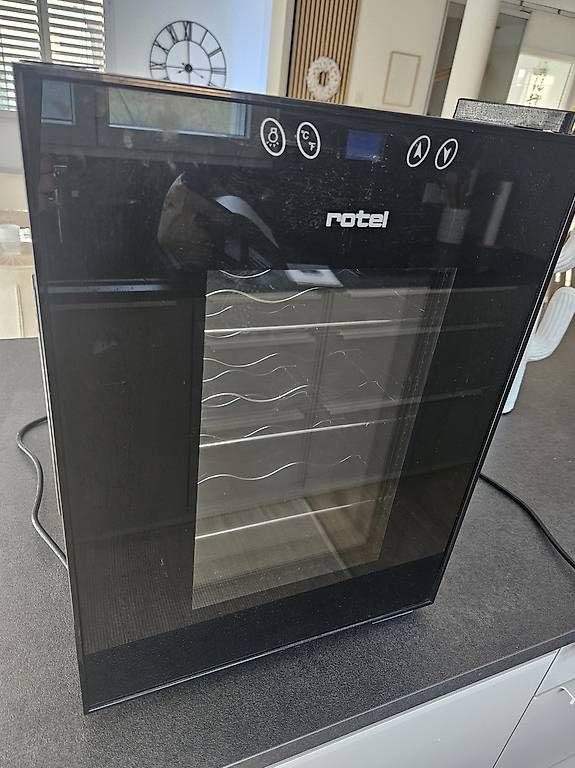 Rotel Kühlschrank: Cave à vin 12 bouteilles – Gebraucht aus Cheyres von steven9 2