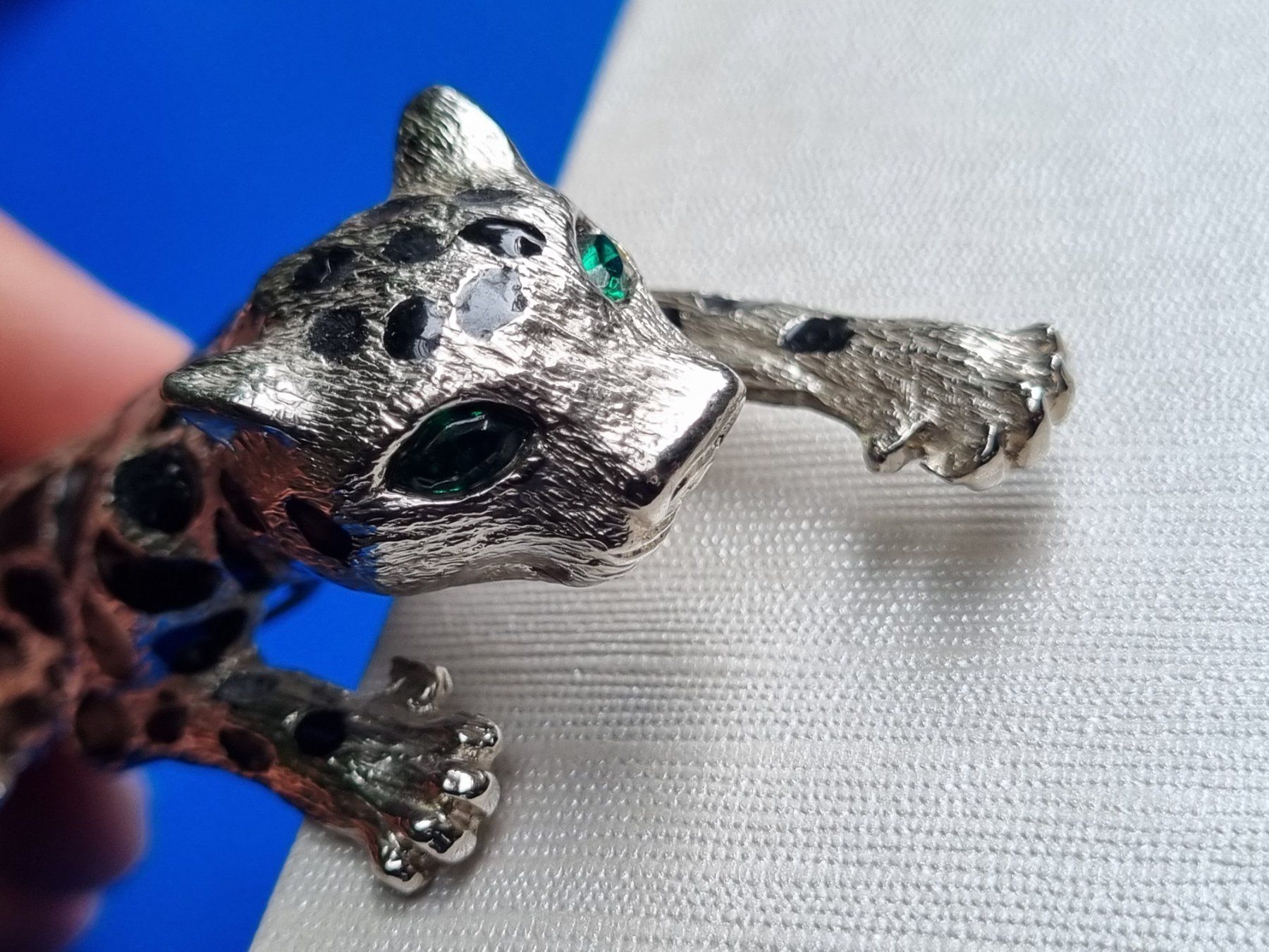 Spille & Fermagli: Schöner Vintage Leopard/Panther Brosche – Usato da Schaffhausen venduto da Leveron13 3