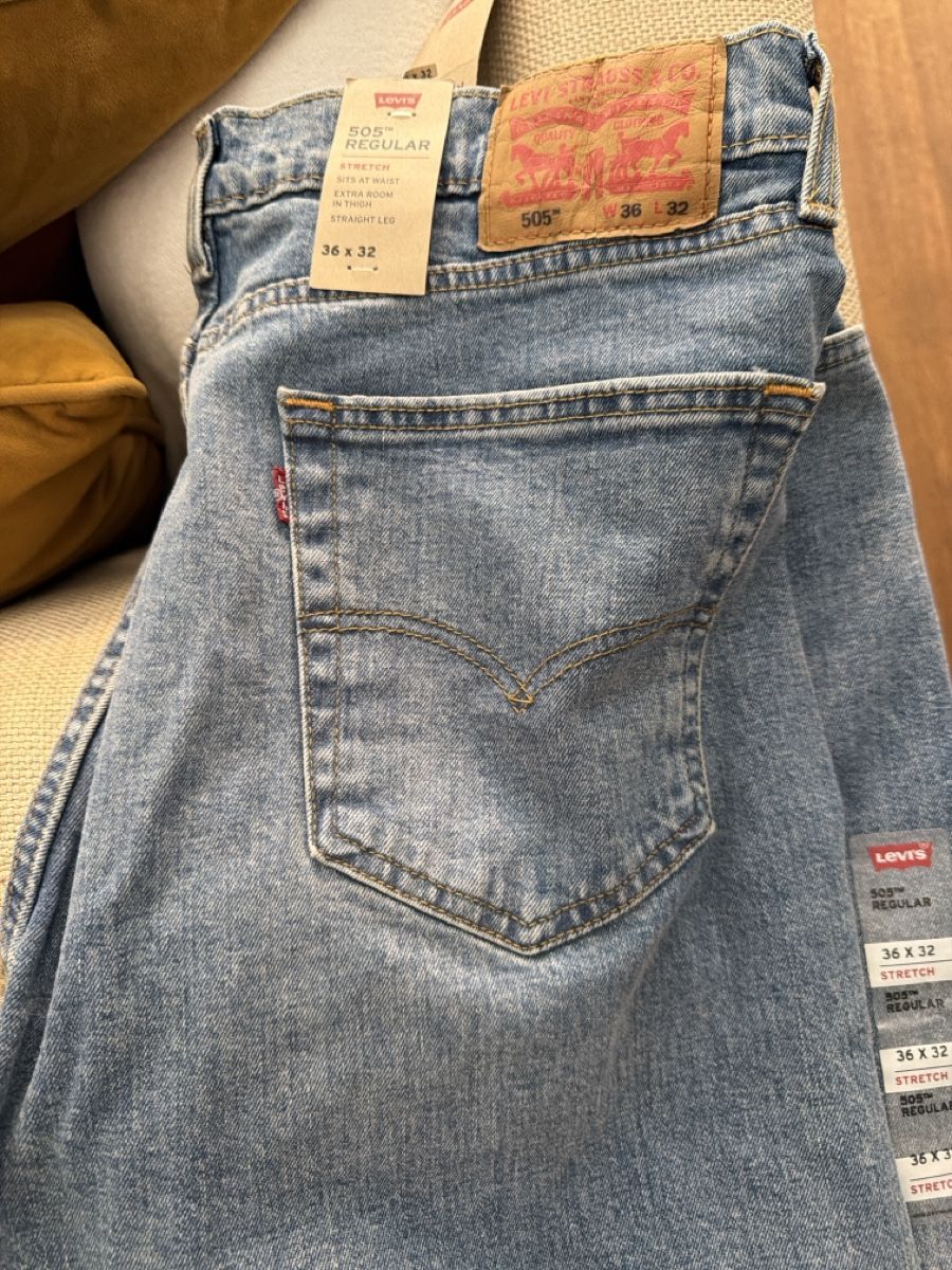 Levi's Jeans: Levis 505 W36 L32 – Nuovo (secondo la descrizione) da Zollikon venduto da Esra4