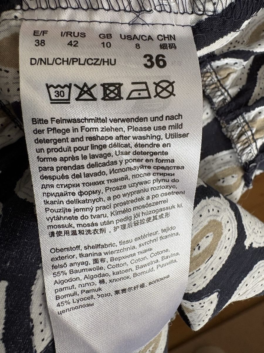 Camicette: Cartoon Bluse, Gr. 36 – Usato da Therwil venduto da Leupi 2