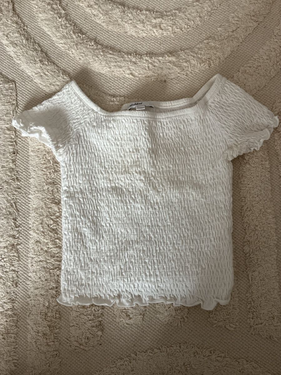 Top: Subdued Top – Usato da Jenaz venduto da ser_5h5w