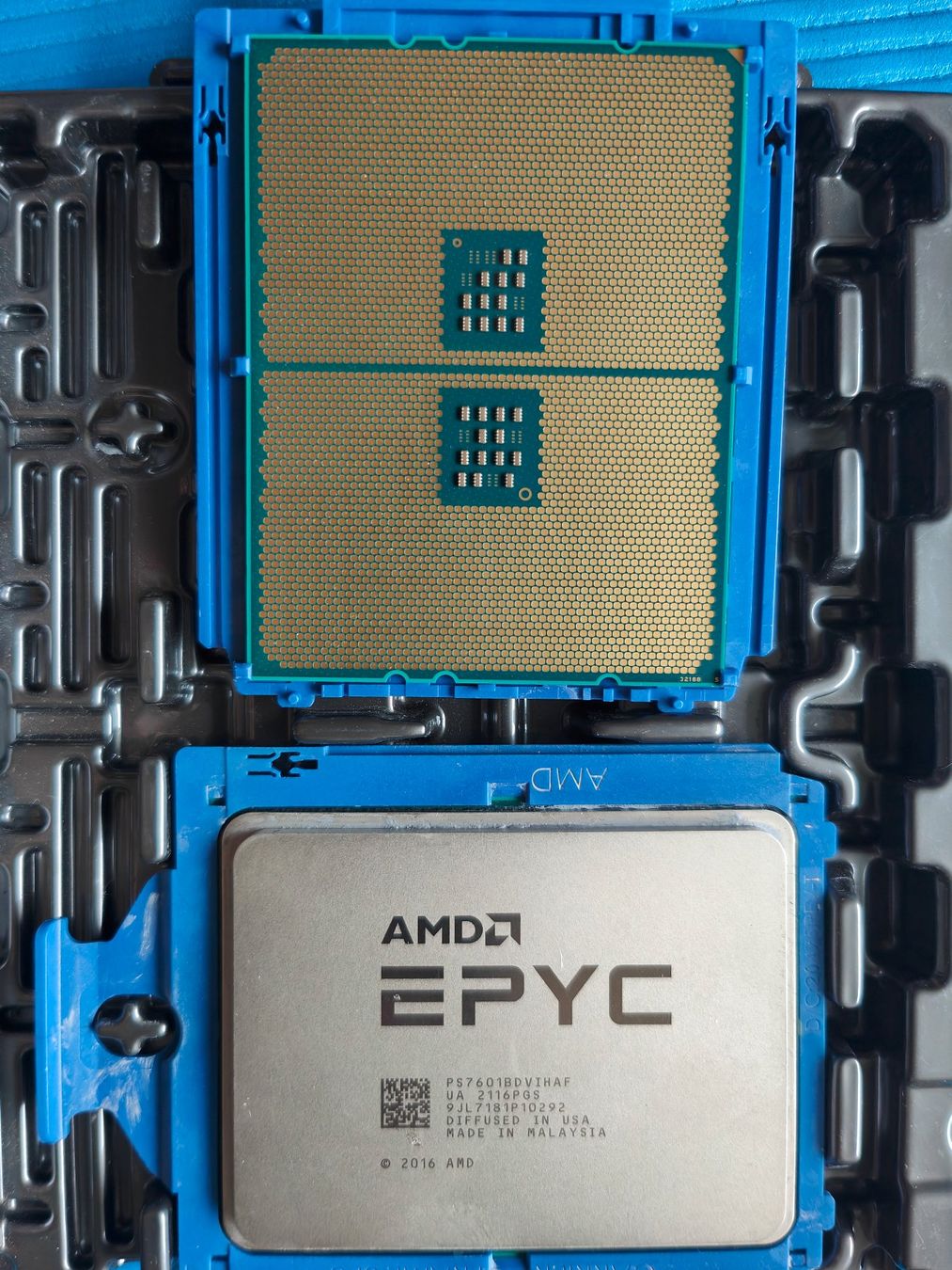 Amd PC: AMD EPYC 7601 - 32 Cores / 64 Threads - SP3 CPU – Usato da Oberengstringen venduto da DelCtrl