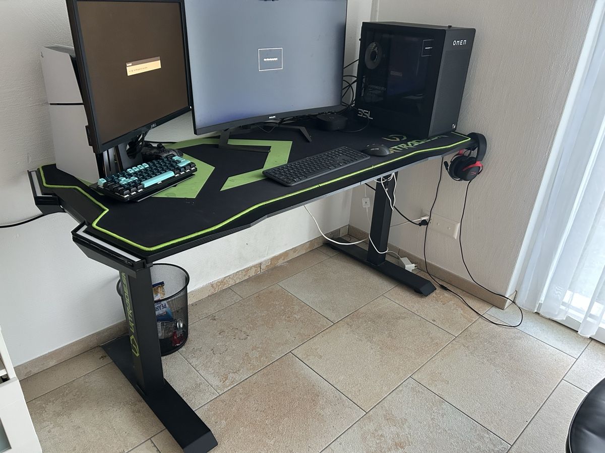 Tavoli: Gaming-Tisch Ultradesk Force – Usato da Villmergen venduto da SY86 3