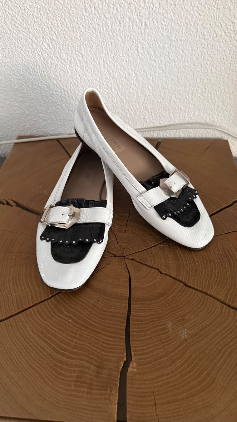 Scarpe per ragazze: Exklusive Schuhe von Passo per Passo – Usato da Langenthal venduto da Design4less 1
