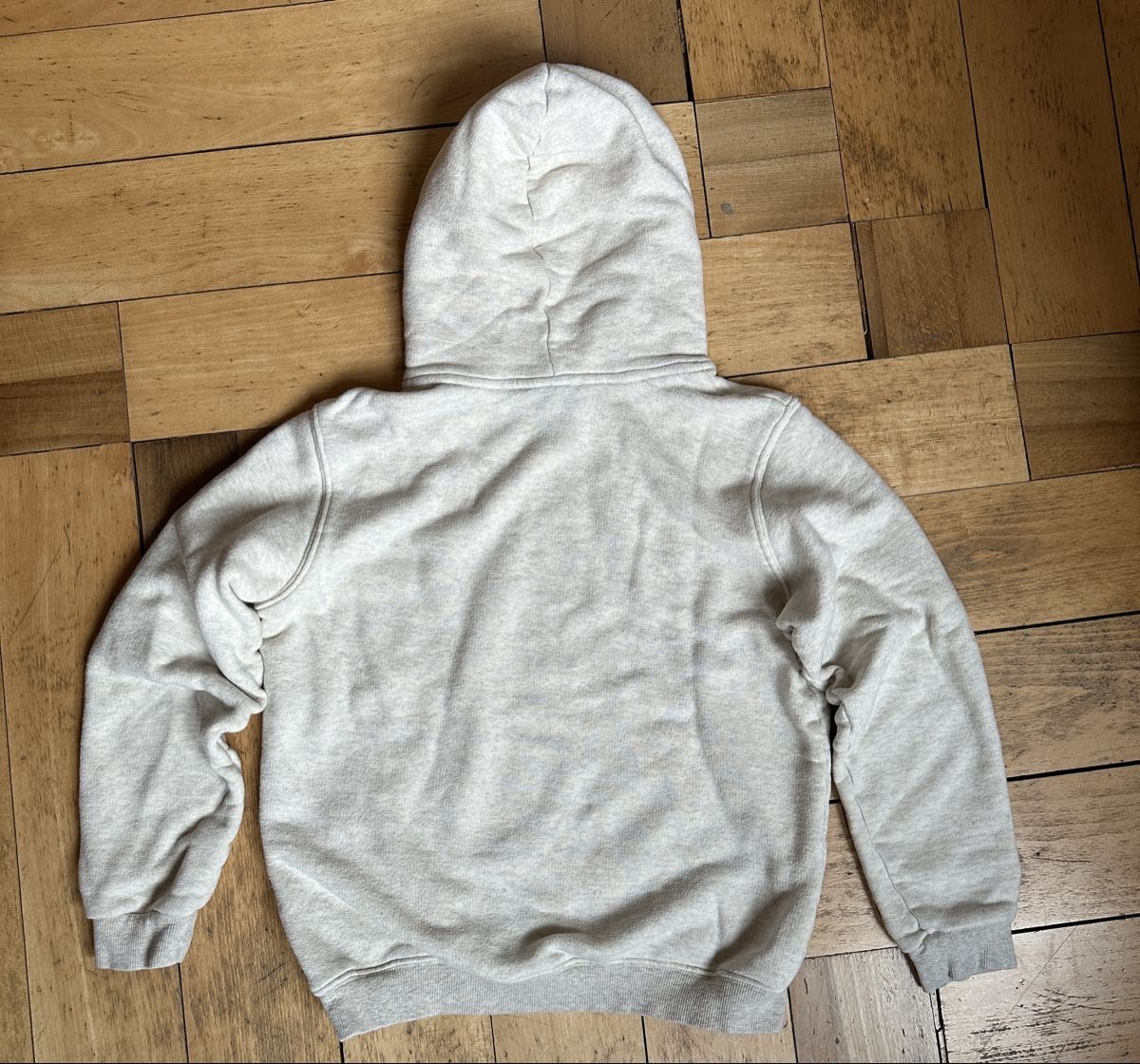 Pullover & Sweatshirts: Kapuzenpullover Grösse 14/164 – Gebraucht aus Zürich von 4meret 1